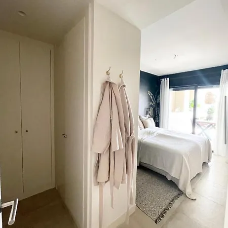 Kura Aprtmnt Appartement *
